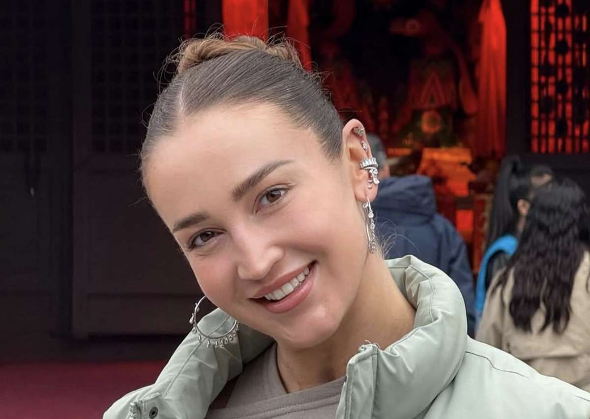 «Спасибо за жизнь»: Ольга Бузова трогательно обратилась к имениннику-отцу