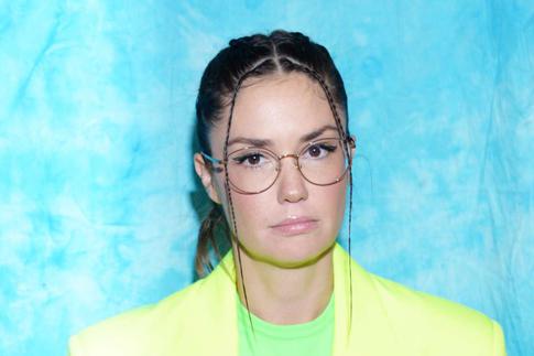 «Как она пихается»: беременная Агата Муцениеце пожаловалась на дочку