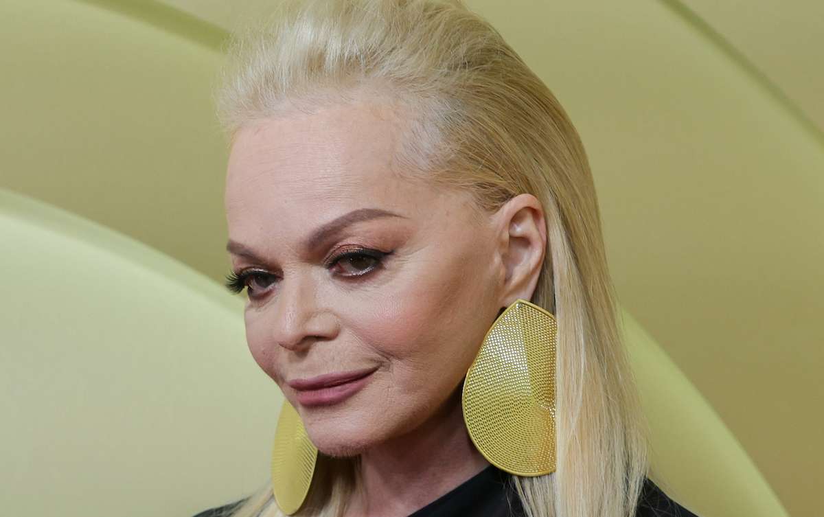 Лариса Долина