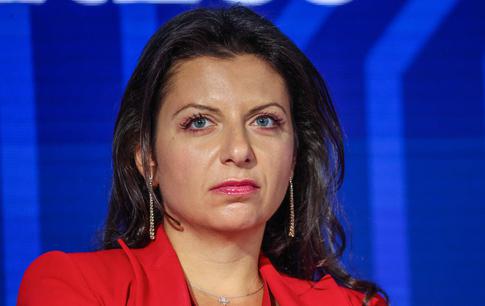 Симоньян сообщила о потере волос после химиотерапии: «Буду в парике»