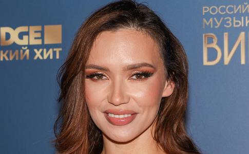 Луке — 4 года: Серябкина поделилась умилительными фото сына-именинника