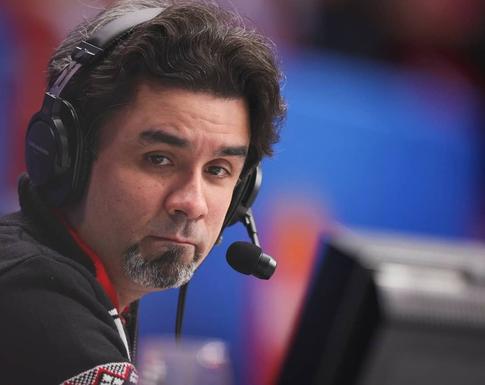 «В тот день был страшный ливень»: вдова погибшего на рельсах комментатора Гришина раскрыла детали трагедии