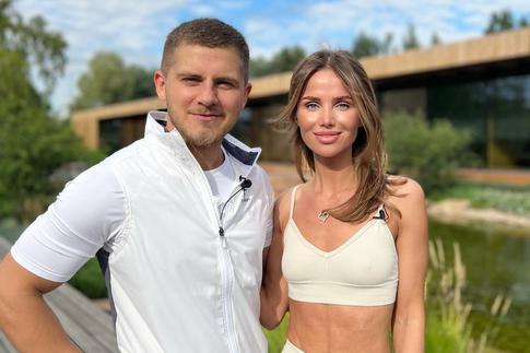 «Не судите строго»: Алекса оправдалась за примирение с мужем