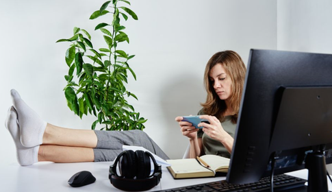 Сами вы лентяи: 5 способов победить прокрастинацию и не стать лузером в карьере