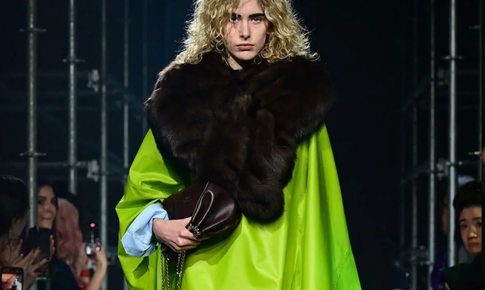 Зеленая фея: как и с чем носить трендовый цвет шартрез этой зимой