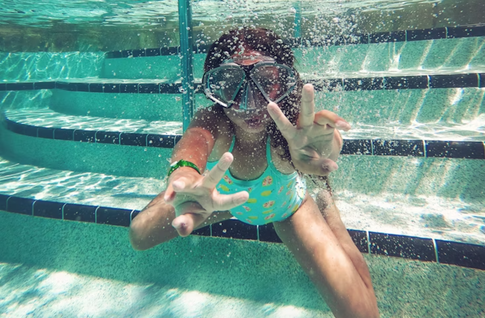 Как дельфин: почему на самом деле зимой стоит посещать бассейн