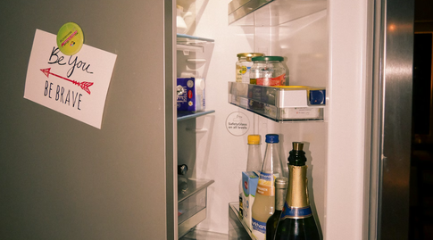 Холод, чистота и свежесть: как избавиться от запахов в холодильнике раз и навсегда