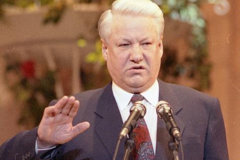 «Огонь»: внучка Бориса Ельцина взволновала Сеть откровенными фото