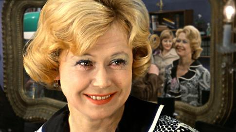 Светлана Немоляева рассказала, как относится к одним и тем же фильмам на Новый год