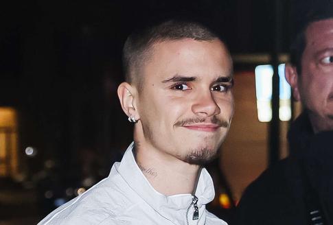 Ромео Бекхэм показал романтичное фото с бывшей девушкой брата