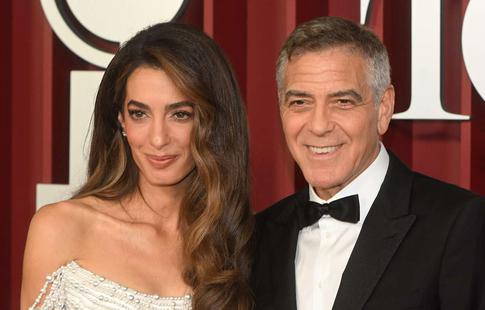 «Я как идиот»: Джордж Клуни стал жертвой насмешек своих же детей