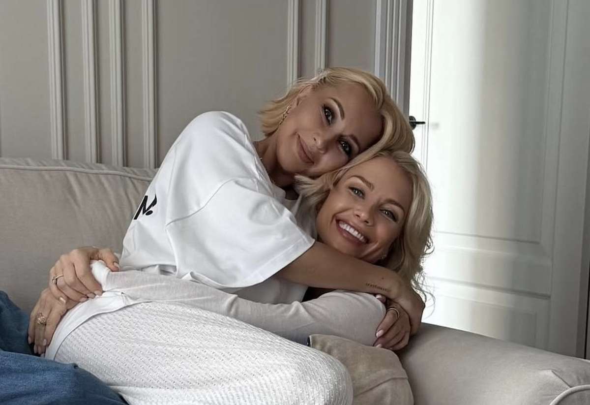 Лера Кудрявцева и Катя Гордон