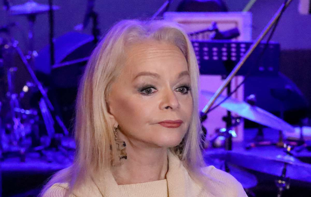 Лариса Долина