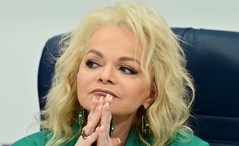 «Люди перешли все границы»: Ларисе Долиной угрожали убийством