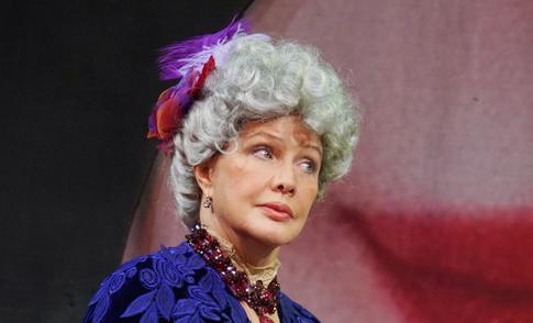 Бывший супруг 72-летней Елены Прокловой сделал ей предложение