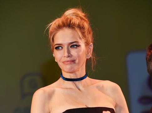 «Вся в мамочку»: кадры с дочерью Веры Брежневой восхитили соцсети