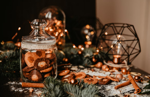 Пять способов создать праздничное новогоднее настроение с помощью ароматов