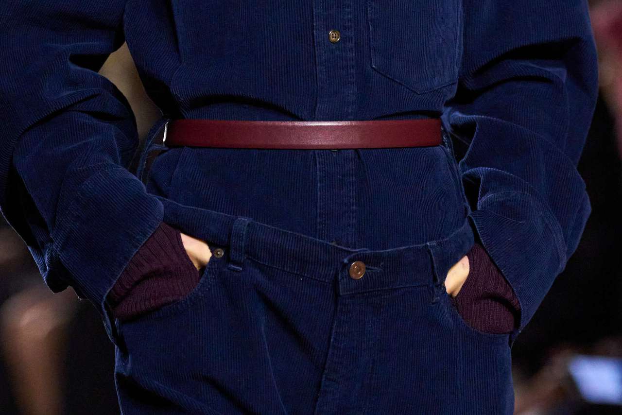 Бархатная революция: как носить одежду из вельвета в 2026 году