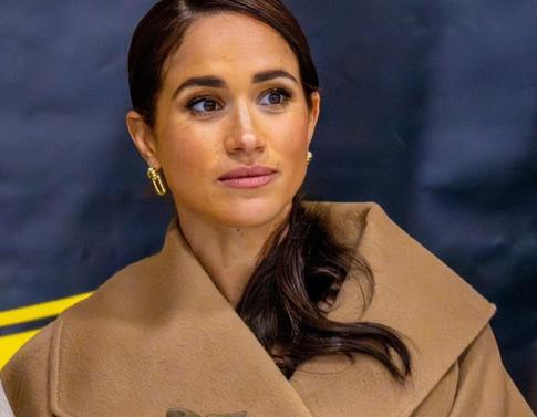 Флиртовала с Уильямом: новый королевский скандал с Меган Маркл