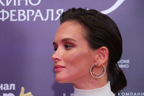 Почистила соцсети и обрезала волосы: Паулина Андреева решилась на перемены