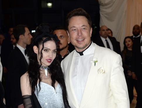 «Наш ребенок будет страдать»: бывшая Илона Маска слезно обратилась к бизнесмену