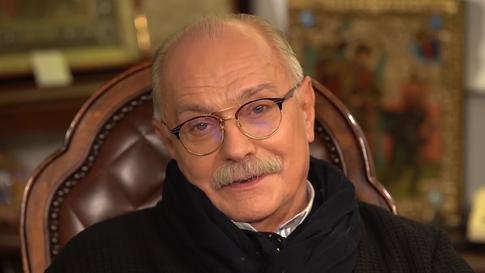 Михалков высказался против возвращения уехавших артистов