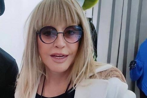 Хочет, чтобы работали бесплатно: новый альбом Пугачевой под угрозой из-за ее жадности