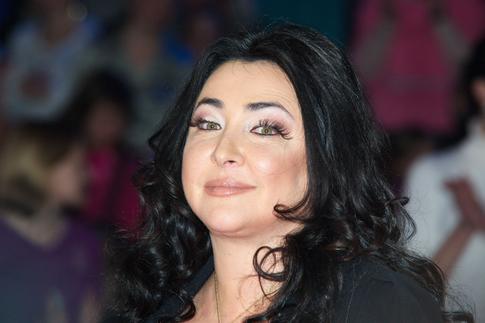 Особенная дочка Лолиты спела песню вместе с мамой