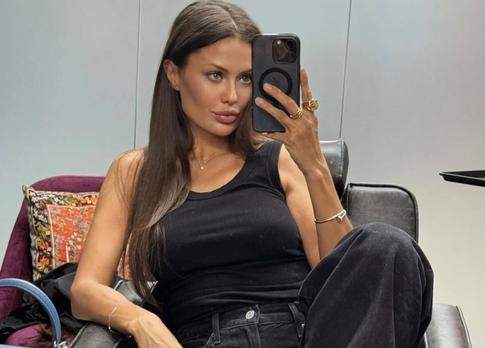 Под цвет маникюра: Виктория Боня заказала новую машину