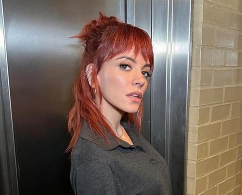 Одновременно 18 и 40 лет: Лили Аллен омолодила часть тела после развода