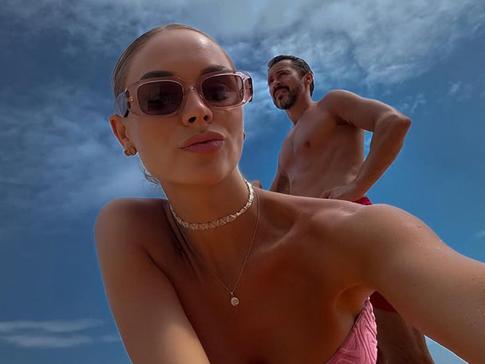 Секс-кадры девушки Павла Деревянко стали добычей хакеров