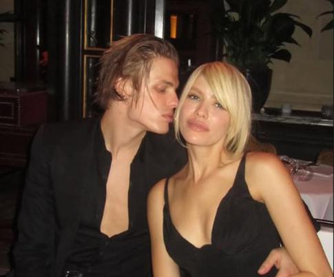 Предал после клятв о любви: бойфренд Перминовой ради нее бросил девушку