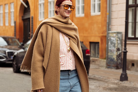 Шарфы, платки и пончо: яркие тренды весны — 4 совета стилиста