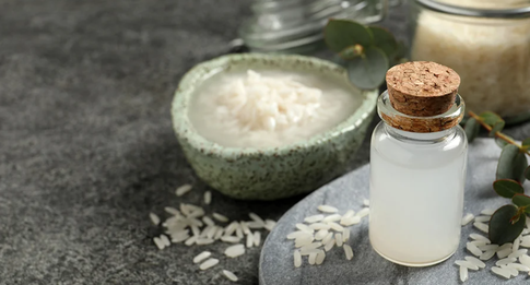 Главный бьюти-хит Азии: что такое рисовый тонер и как его готовить дома