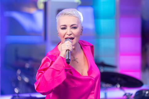 Катя Лель объяснила, почему не пригласила мэтров на юбилей