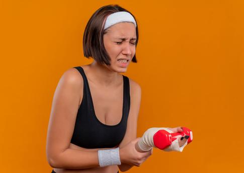 Таблетки и мази — не панацея: спортивный врач раскрыл секрет быстрого восстановления после травм