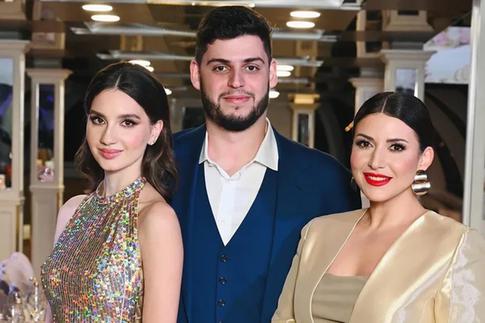 «Хочу внуков!»: Жасмин трогательно поздравила невестку с днем рождения