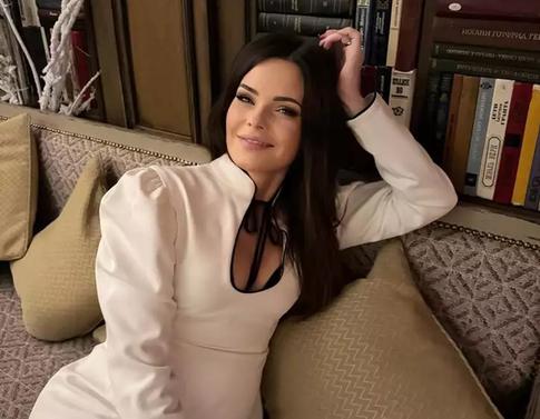 Встретила Муравьеву в визовом центре: Анна Пескова рассказала, зачем едет в Европу