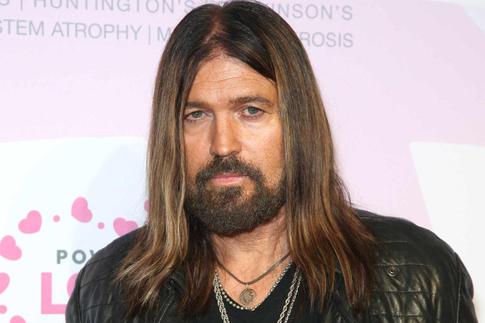 Билли Рэй Сайрус рассказал, кто сделал первый шаг в романе с Лиз Херли