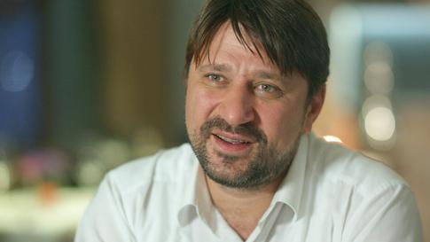 «Видимся раз в год»: Логинов затосковал по живущему за границей внуку