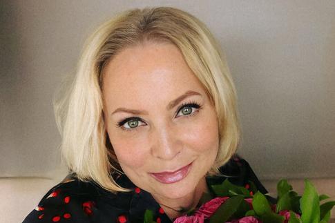 Люба из «Интернов» помолодела на 10 лет: в Сети появились кадры впечатляющего преображения