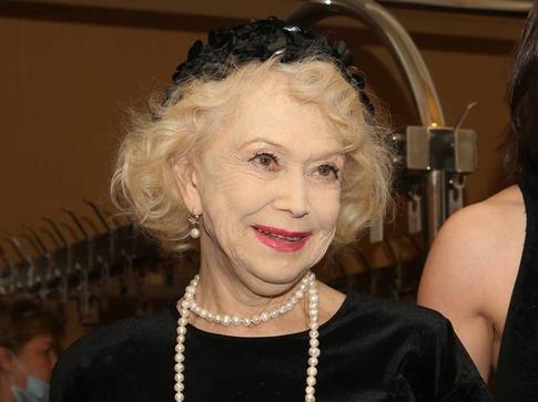 Светлана Немоляева госпитализирована: актрисе предстоит операция на сердце