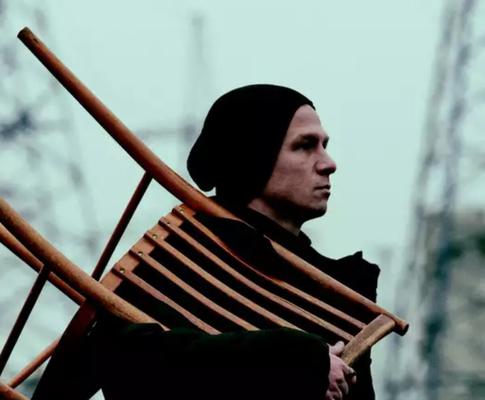 «Могу в пух и прах разнести»: Евгений Антропов объяснил, почему пропускает родительские собрания