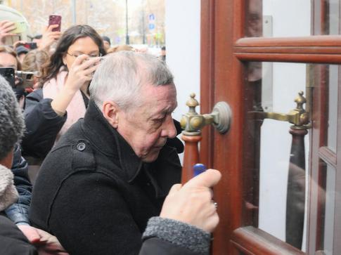 Адвокат Ефремова рассказал о первых часах на свободе и условиях освобождения