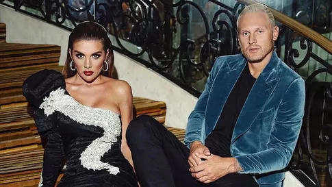 Анна Седокова полностью заблокировала отца Яниса Тиммы в соцсетях