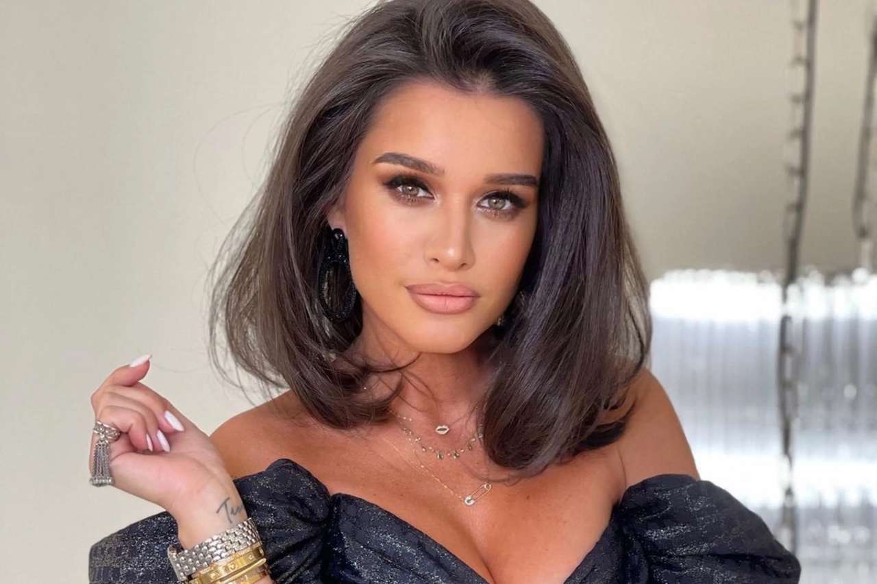 КСЕНИЯ БОРОДИНА