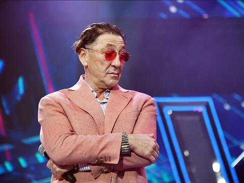 Григорий Лепс отложил новый рекорд в ходьбе из-за работы