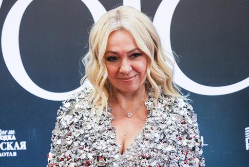 «С чего вдруг?»: Рудковская вмешалась в шумиху в связи со съехавшим париком Кидман