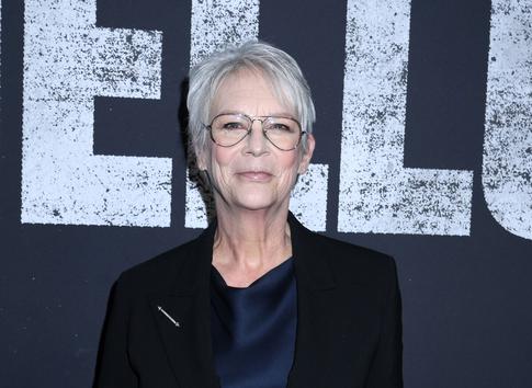 Джейми Ли Кертис пожалела о пластике лица, сделанной после замечания режиссера