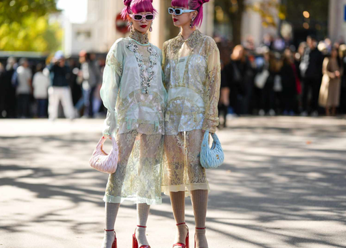 Предельная откровенность: как вписать в летний гардероб прозрачные платья